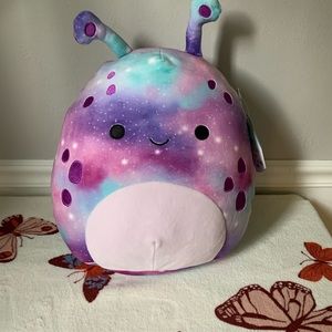 NWT 12inch Daxxon Squishmallow Alien